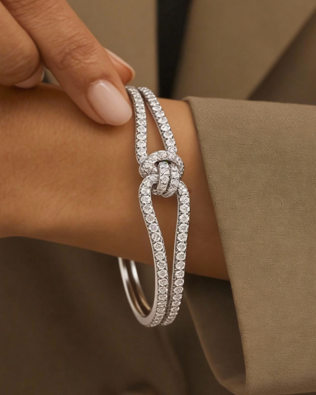 Liaison Knot Bracelet