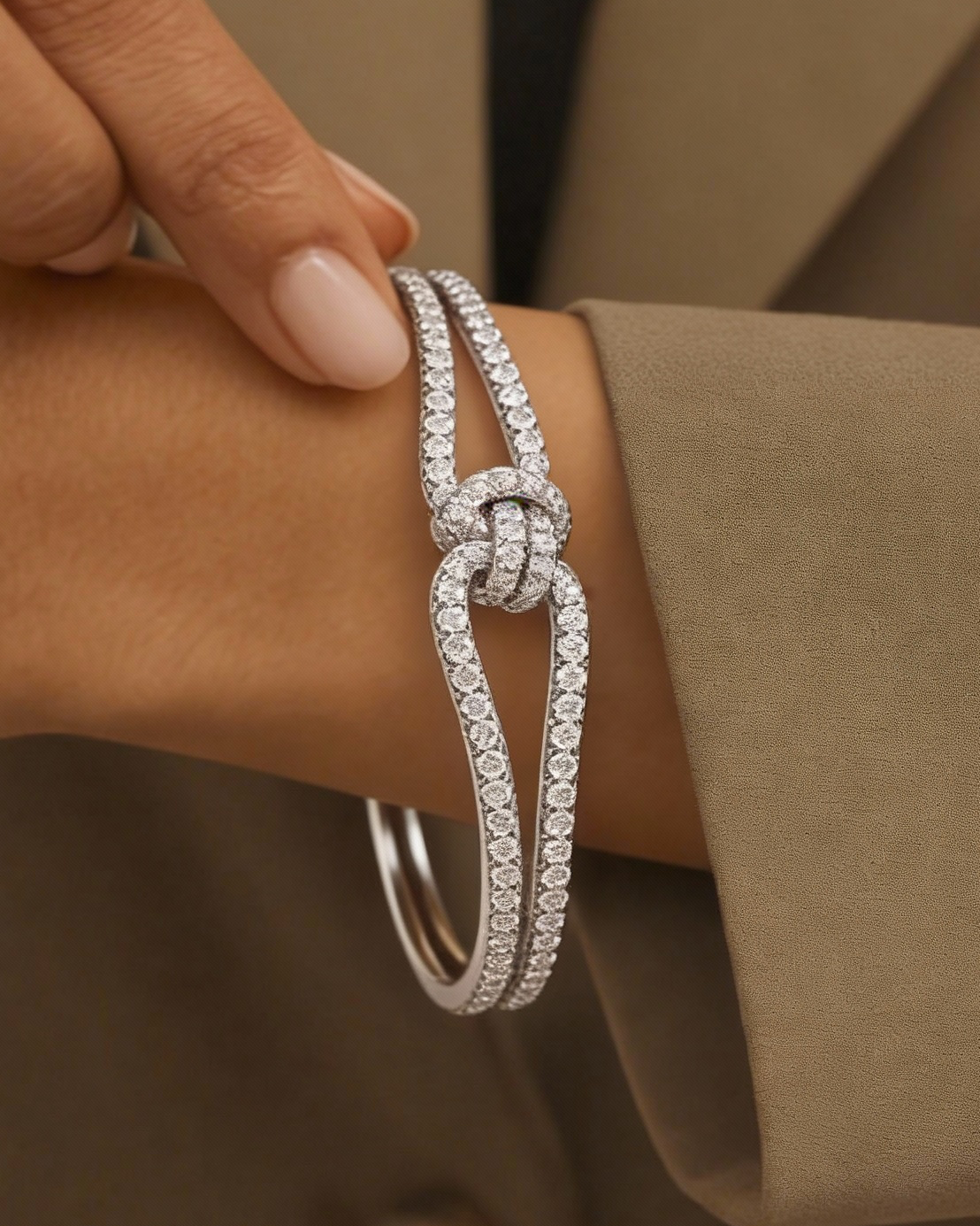 Liaison Knot Bracelet